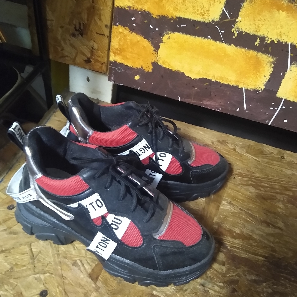 SHEIN fashion sneakers